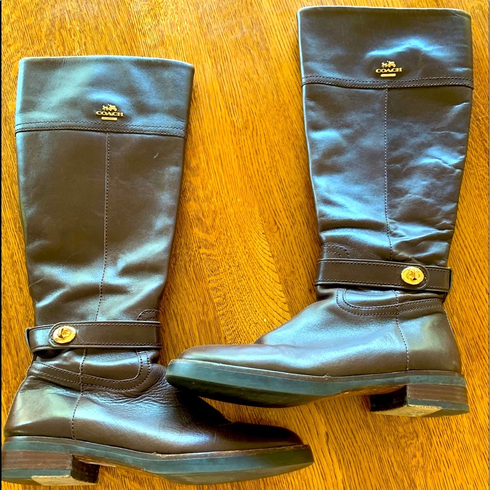 Gorgeous elegant Eva Brown tall Coach leather boots 8 (38 EU)
